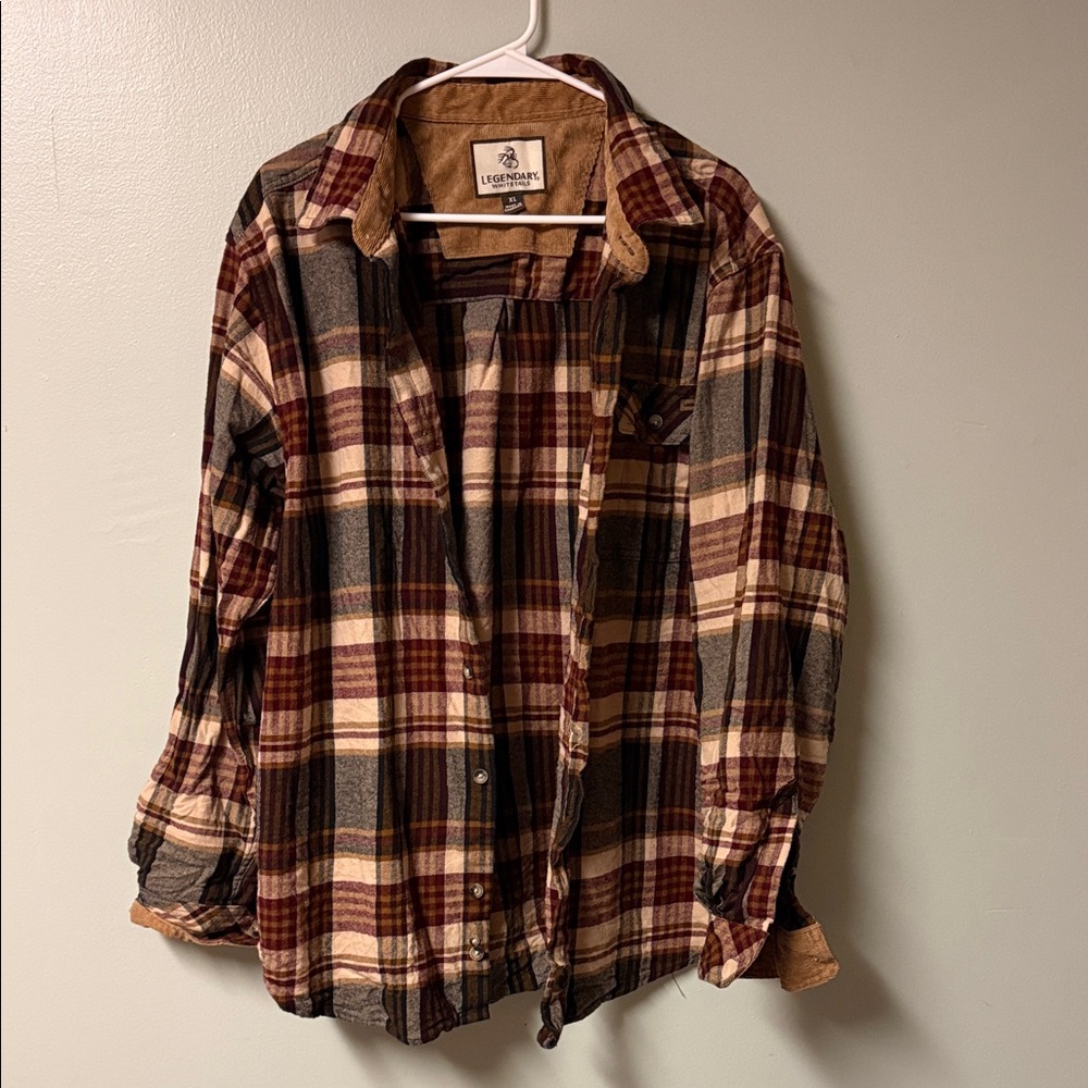 Legendary Whitetails Maroon Cream Gray Plaid Flannel Shirt Jacket